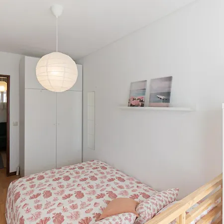 شقة Cozy Bus Parking - 5min From Downtown Porto Gaia *