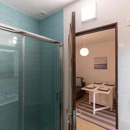 Cozy Bus Parking - 5min From Downtown Porto Gaia * Oliveira do Douro (Vila Nova de Gaia)